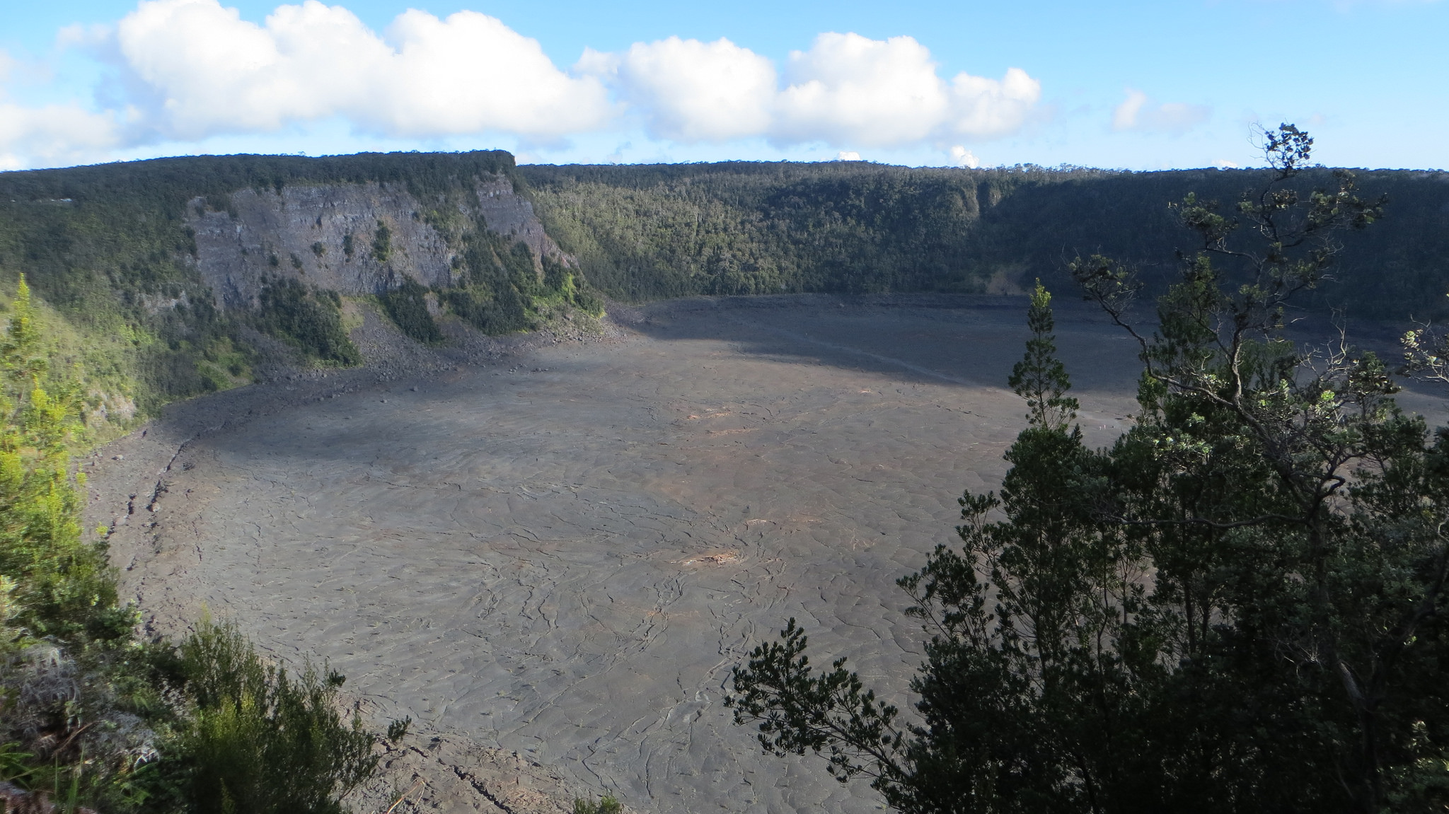 Explore Hawaii Volcanoes National Park One Day